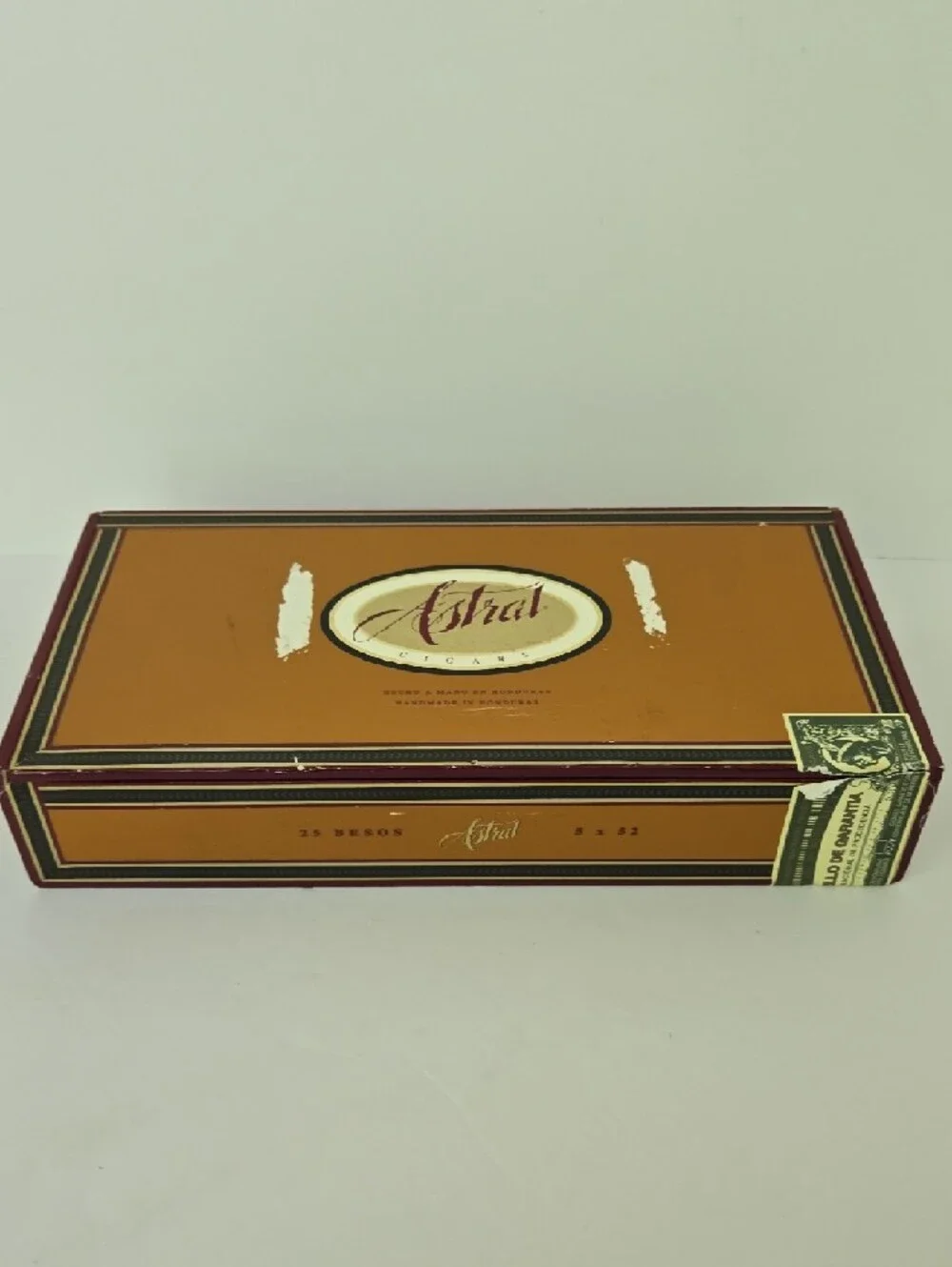 Vintage Astral Empty Cigar Craft Box Beso Flip Top